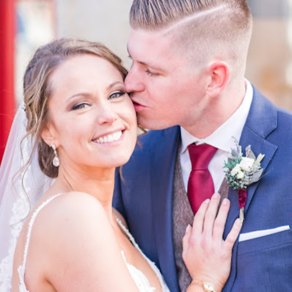 Meet your Posher, Emily - Picture 1 of 1